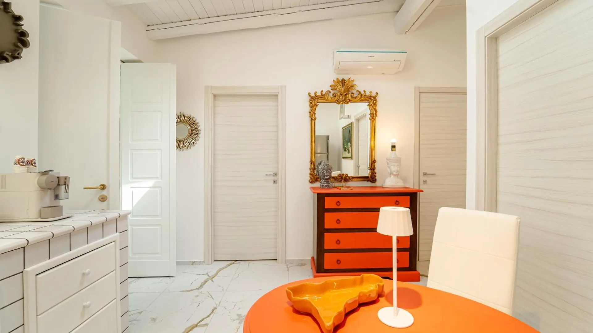 Villa Holidays Alba Catania Italia